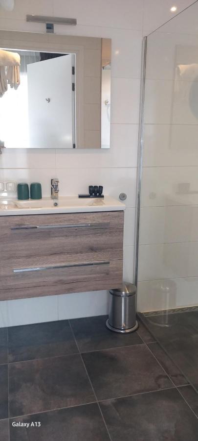 Anna'S Zusje Boetiekhotel Harlingen Buitenkant foto